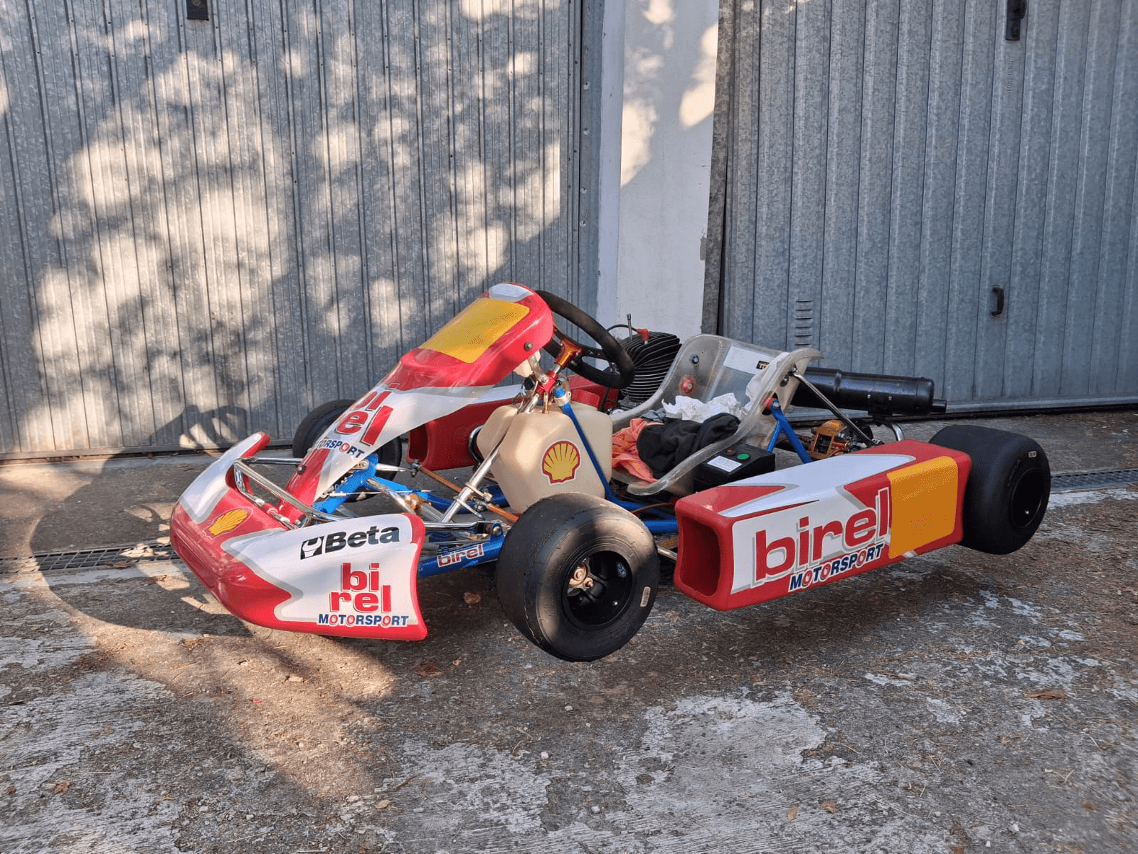 Kart con grafica Grafic House